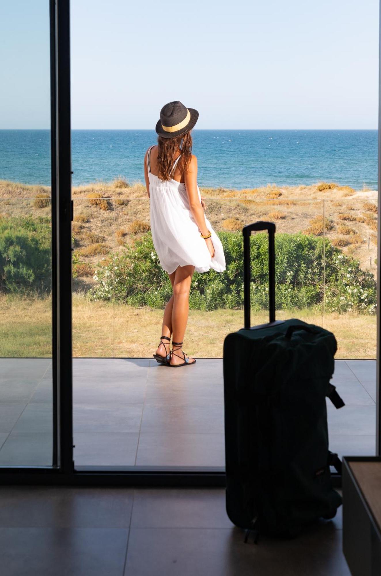Oliva Suites Bagian luar foto